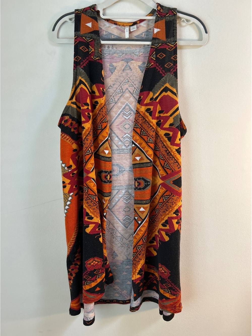 Est. 1946 Women's Sleeveless Open Front Vest with Tribal Print Large